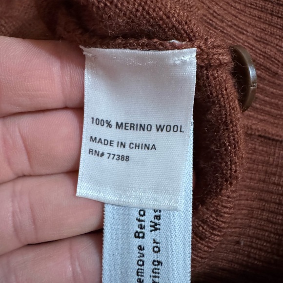 100% Merino Wool Cardigan Sweater Brown Button Front Pocket Classic Sz XS - Picture 11 of 11